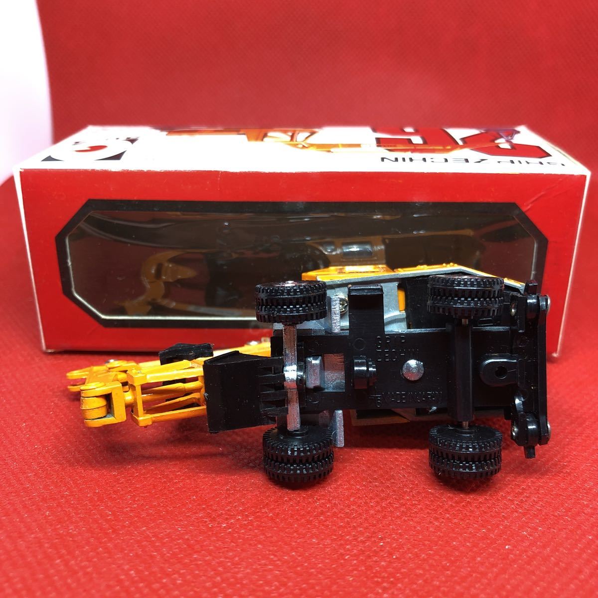 EIDAI GRIP 日立 WH03 油圧クラムシェル 1/70 永大 グリップ ゼッケン 26 日立 WH03 ホイール式 油圧クラムシェル