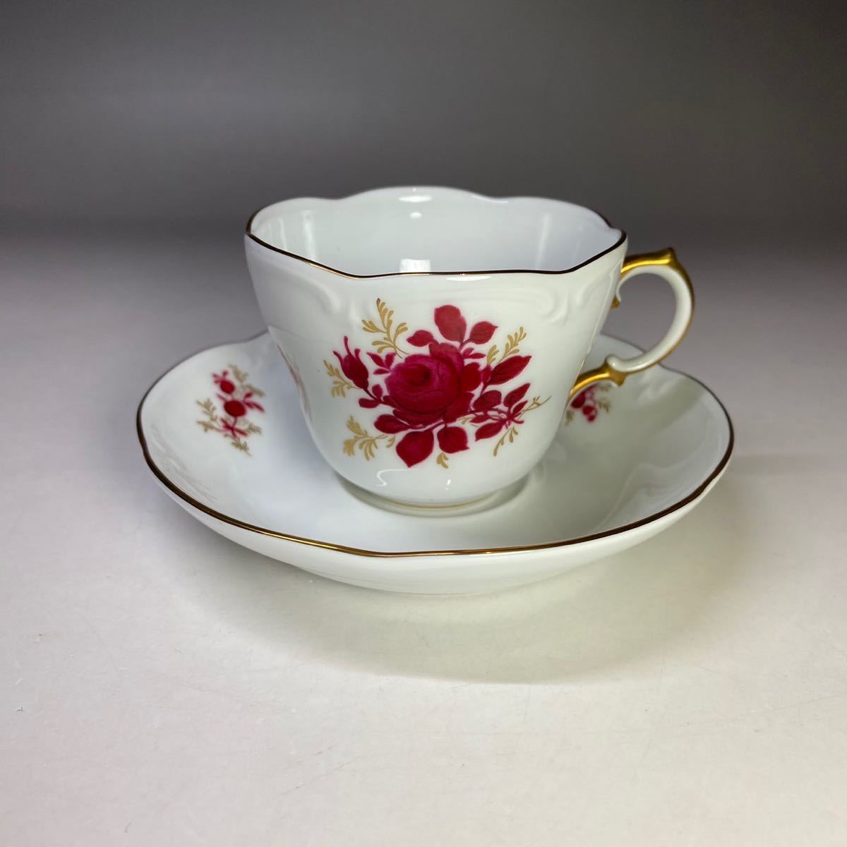  大倉陶園 レッドローズ デミタスカップ カップ&ソーサー コーヒーカップ ティーカップ OKURA 赤 花紋 金彩(大倉陶園)｜売買されたオークション情報、yahooの商品情報をアーカイブ公開 - オ 大倉陶園