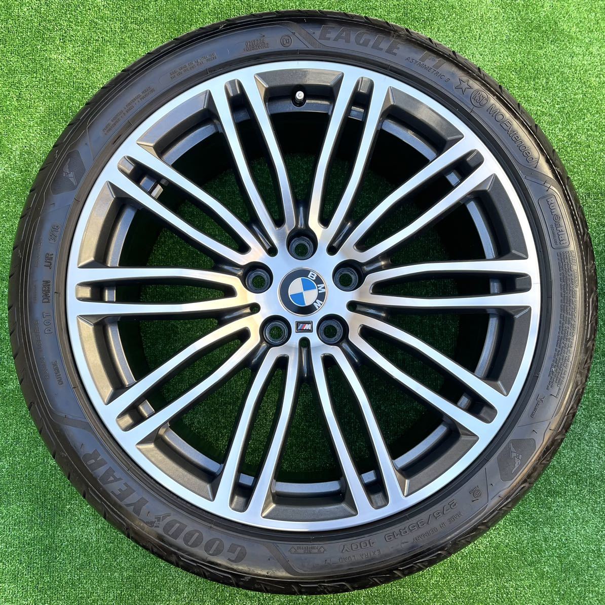 BMW 5シリーズ G30 G31 Mスポーツ純正 19インチアルミホイール｜車 