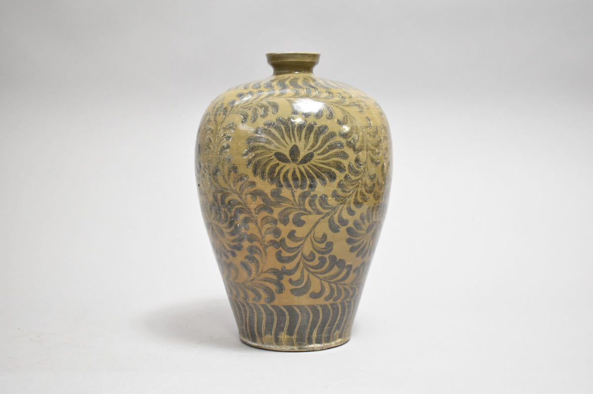 高麗 青磁 刻花象 花文 合子　中国　李朝　鳳凰　古美術　骨董品　朝鮮　香合 英】1897 時代 高麗青磁梅瓶 H27.8cm 中国美術 朝鮮 韓国 高麗 李朝