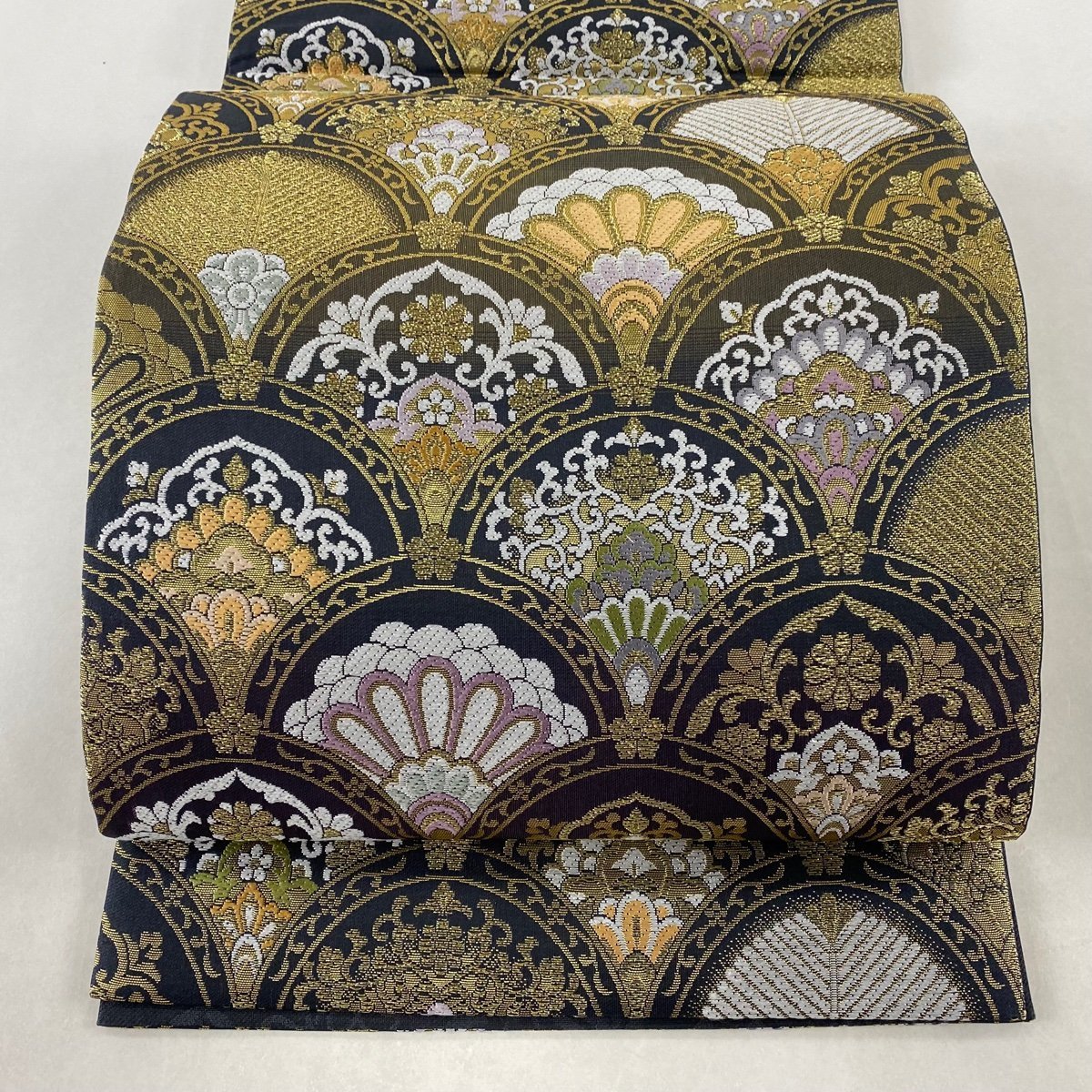 袋帯 美品 秀品 華文 青海波 金糸 箔 茶緑色 六通 正絹 【中古】