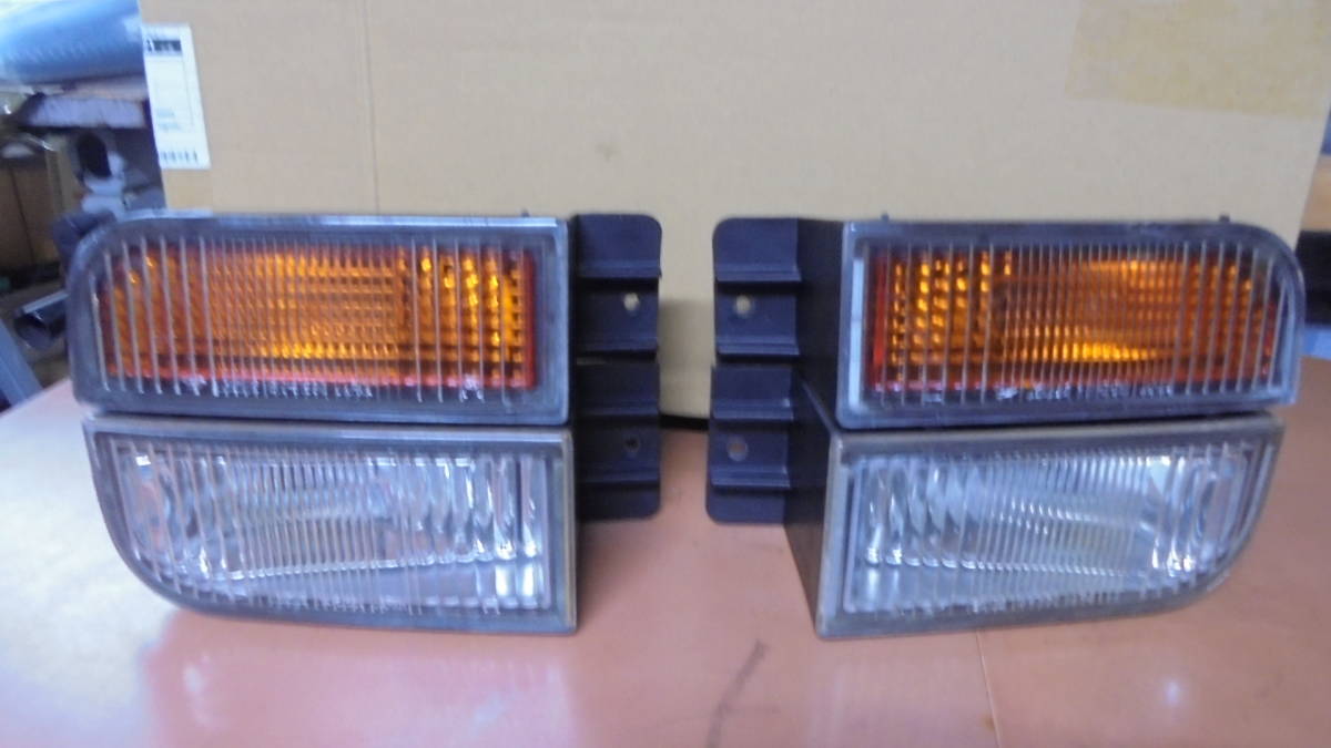 L200S　DAIHATSU ミラ　TR-XX アバンツァート　ウィンカー　左右 L200S DAIHATSU ミラ TR-XX アバンツァート ウィンカー 左右 L200S