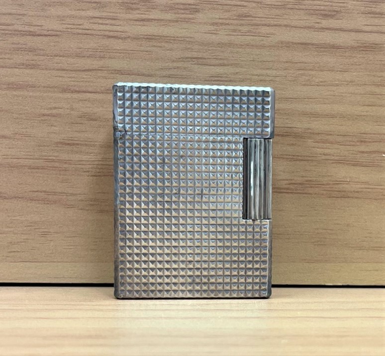 正規品，人気SALE #11706 火花確認OK S.T Dupont デュポン ガスライター シルバーカラー ヴィンテージ 箱付き(デュポン)｜売買されたオークション情報、yahooの商品情報をアーカイブ公開 - オークファン デュポン