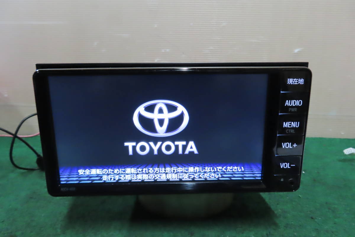 V5178/トヨタ純正　NSDN-W68　SDナビ　2020年式　タッチパネル正常