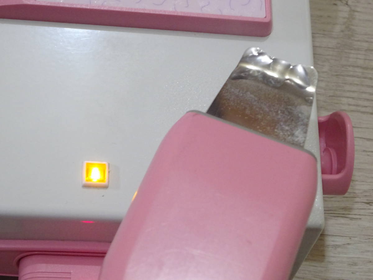 ☆美品 プロ業務用 強力毛穴洗浄・角質除去 超音波美顔器 イオン導入 