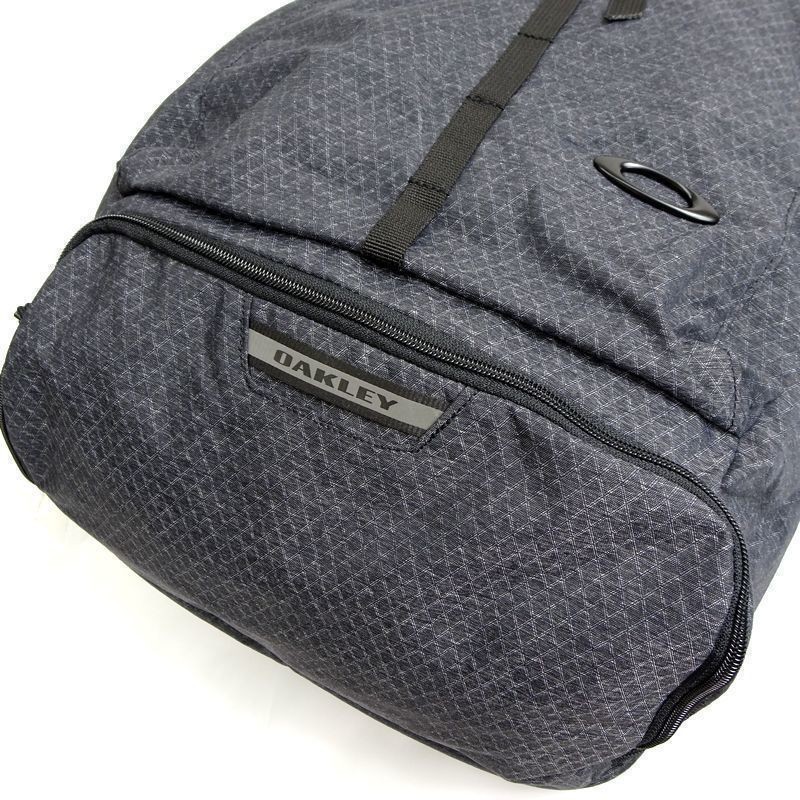 OAKLEY オークリー 定1.3万 高耐久×軽量 RED CODEシステム リュックサック バックパック デイパック FOS900232 00H 32L ▲034▼out1603c