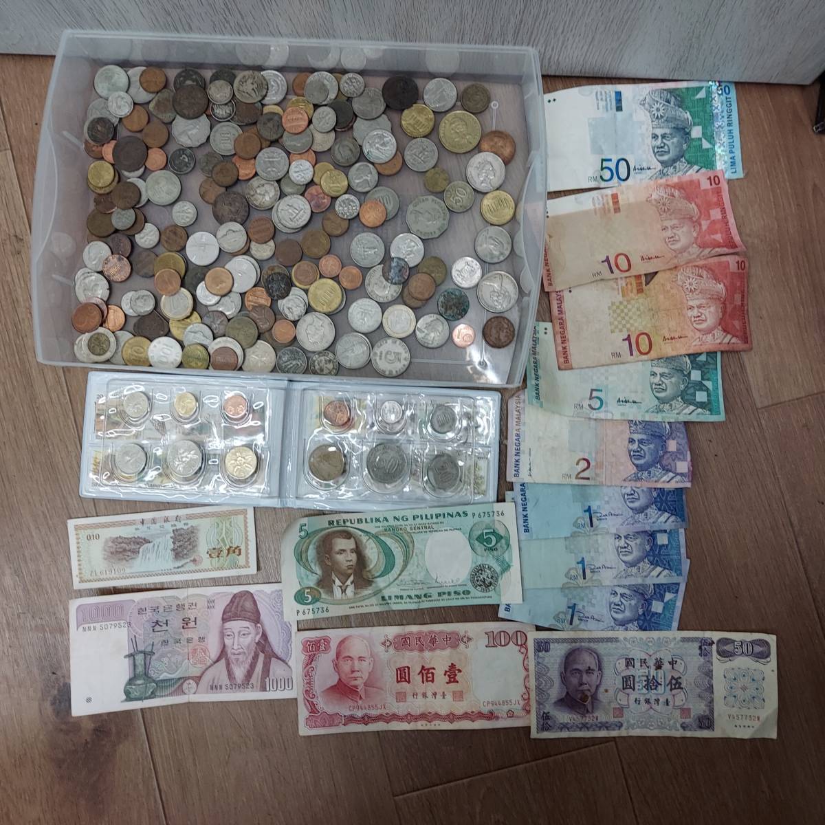 Yahoo!オークション -「外国コイン ☆1円～ 外国銭 コイン、紙幣 お