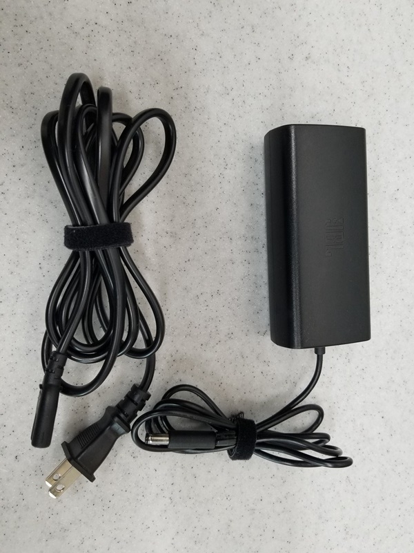 ZJ5480【動作確認済み】☆JBL ジェイビーエル（JBL) LINK300 音声認識