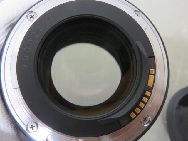 809☆Canon レンズ まとめ EF 28mm 1:1.8/EF 85mm 1:1.8 ジャンク扱 1円～