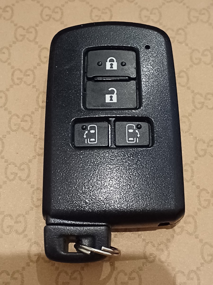 トヨタ ノア ヴォクシー 純正 スマートキー 4ボタン NHP170 80系