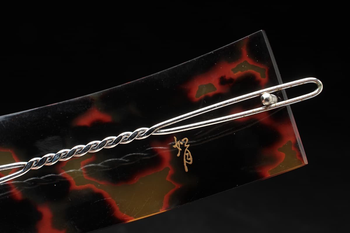 EJ535 | 造本鼈甲 草花螺鈿蒔絵髪留め 横9.1cm 重20g 木箱 如月 櫛 