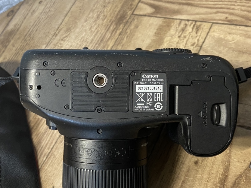 Canon EOS 7D デジタル一眼レフカメラ レンズ EFS55-250mm レンズ付き