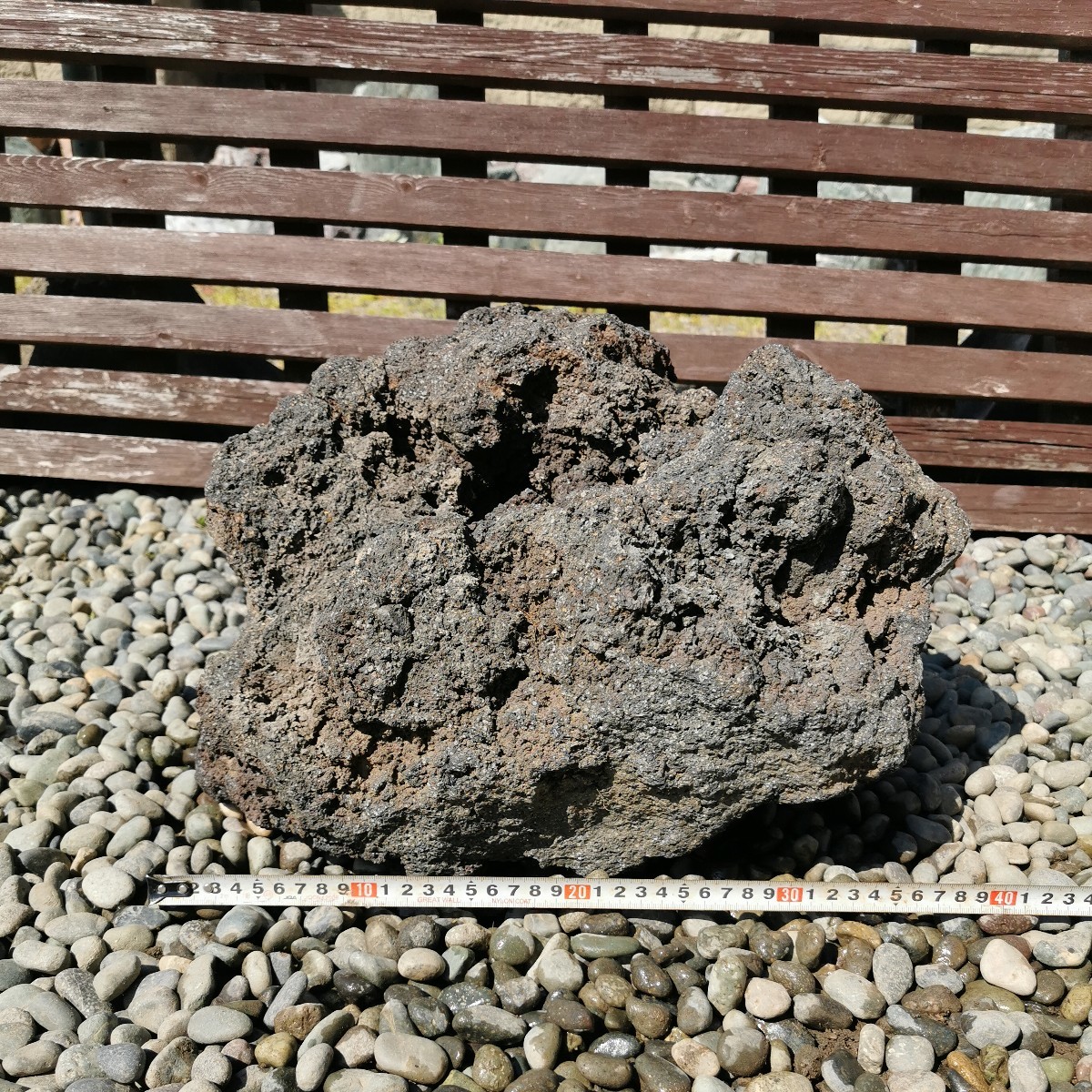 富士溶岩石25.5キロ 庭石鑑賞石石盆石水石灯籠庭坪庭盆栽ガーデニング