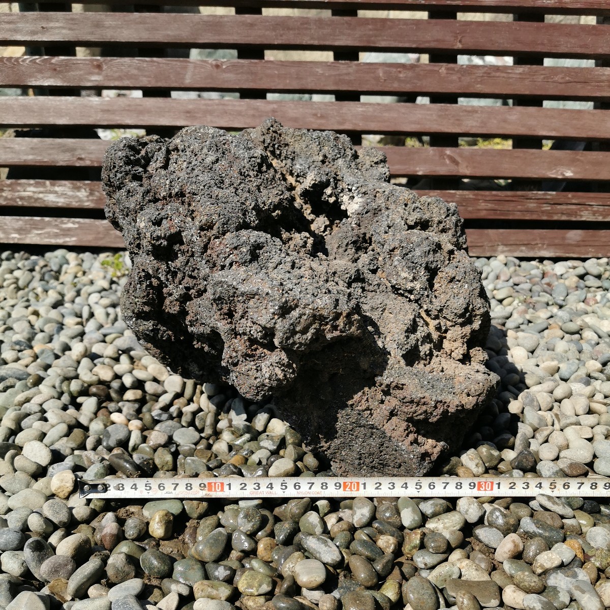 富士溶岩石25.5キロ 庭石鑑賞石石盆石水石灯籠庭坪庭盆栽ガーデニング