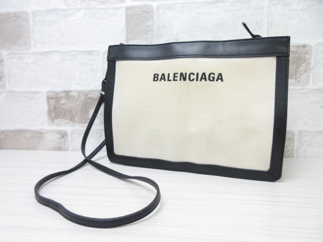 美品□バレンシアガ BALENCIAGA□ネイビーポシェット 美品□バレンシアガ BALENCIAGA□ネイビーポシェット