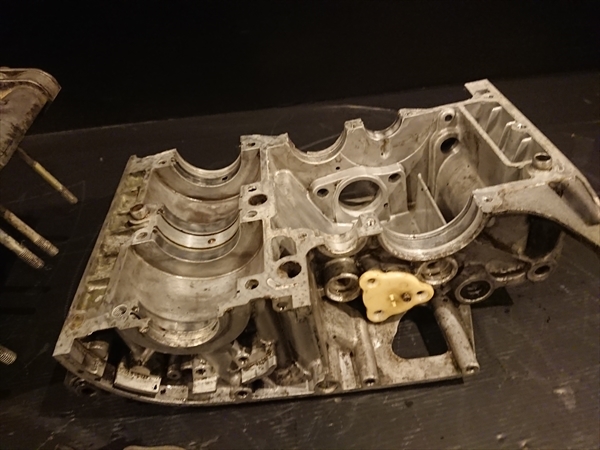 TZ350 383 1976年　ロードレーサー　エンジンの　窯　ケース　クランクケース 初期RZ250のチューニングに