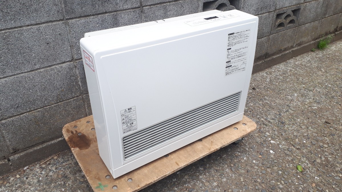 最安値，セール 通電確認済み ガスファンヒーター リンナイ RHF-559FT-2 2016年製 都市ガス用 Rinnai 暖房 冬 家電 ストーブ 防寒 八王子市 引き取りOK(ガスファンヒーター)｜売買されたオークション情報、yahooの商 ガスファンヒーター