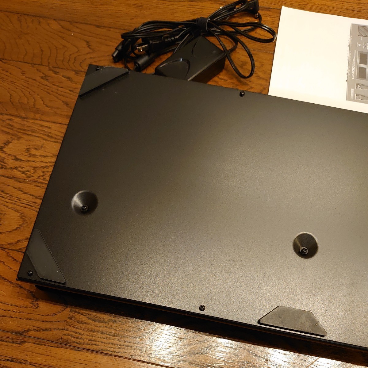美品】 BOSS GT-100 マルチエフェクター ACアダプター・取扱説明書