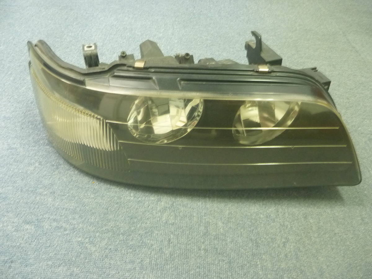 トヨタ エスティマ AHR20W テールランプ セット 中古 ICHIKOH 28-196 L
