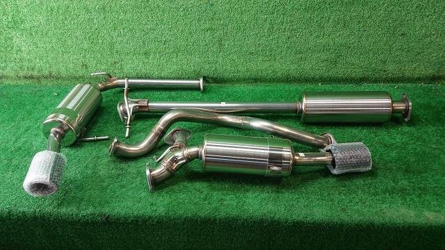 スイフトスポーツ社外マフラー(BE FREE) ZC33S スイフトスポーツ