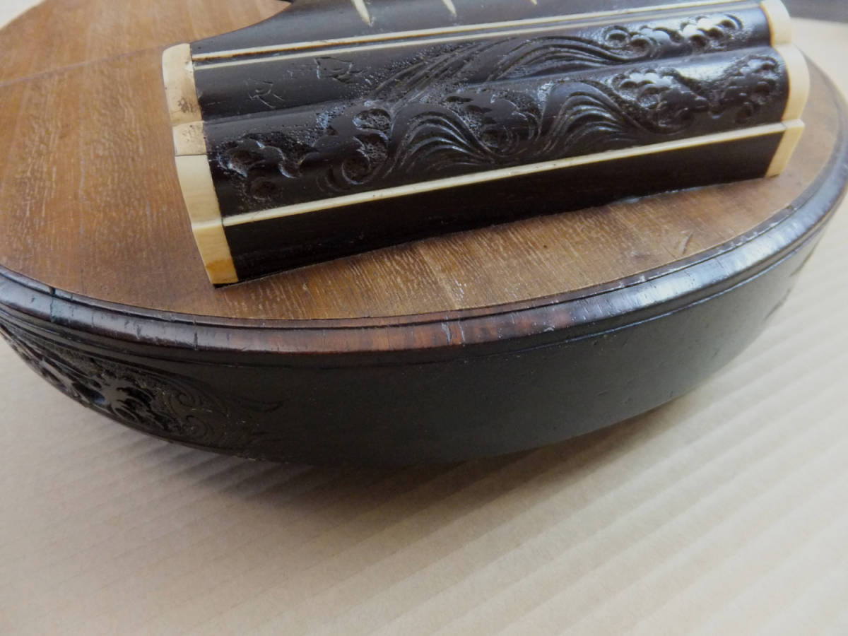 珍品　希少　美品　筑前　四弦五柱 琵琶　筑前琵琶　和楽器 B28 筑前琵琶 四弦五柱 色連千嶂月 香散一簾風 梅雪 弦なし 和楽器