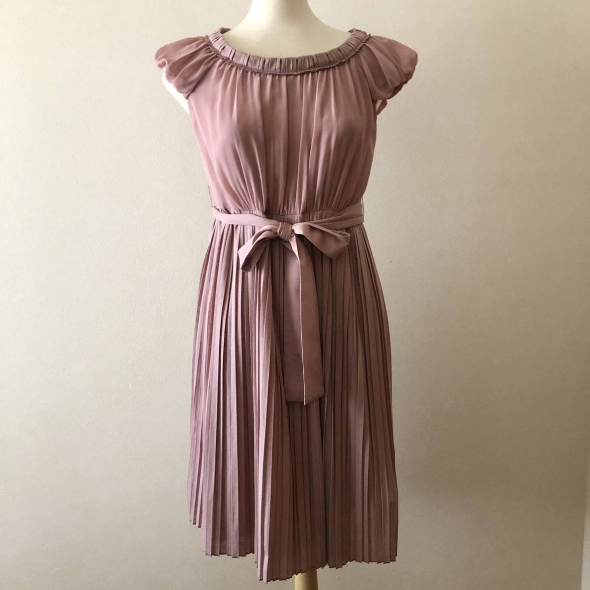 TO BE CHIC トゥービーシックのワンピース ピンク　40