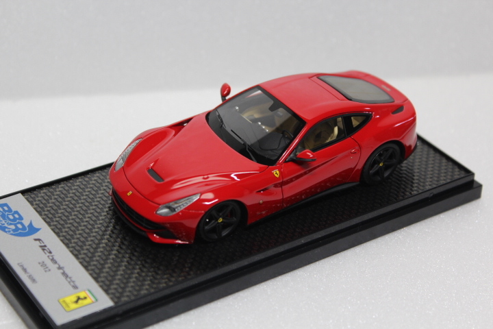 箱有 1/43 BBR Ferrari F12 berlinrtta(フェラーリ ベルリネッタ)