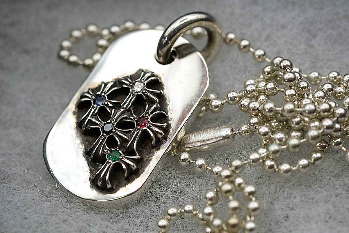 ■クロムハーツ レイズド セメタリー ドックタグ（ダイヤカスタム）