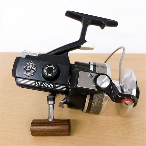383*ダイワ DAIWA SS4000C リール 釣り具