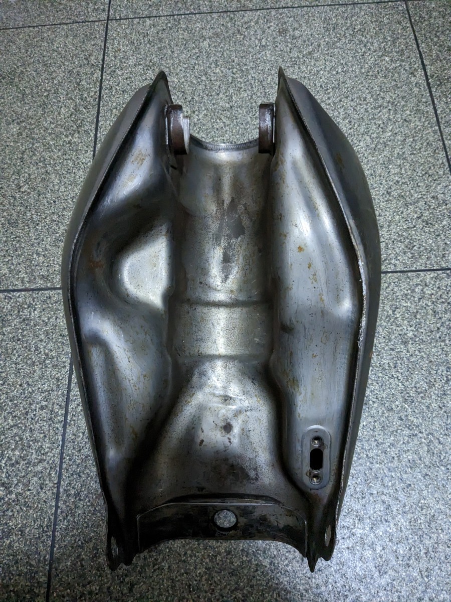 tw200 tw225 純正タンク リペイント tw200 tw225 ガソリンタンク 業者