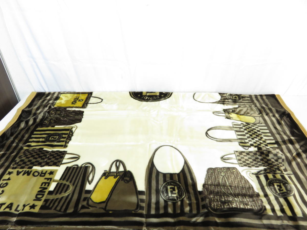 □未使用保管品□FENDI/フェンディ□ニューマイヤー毛布□140cm×210cm