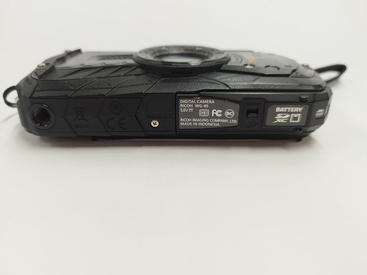☆【通電動作確認済み】RICOH リコー WG-40 デジタルカメラ☆デジタル