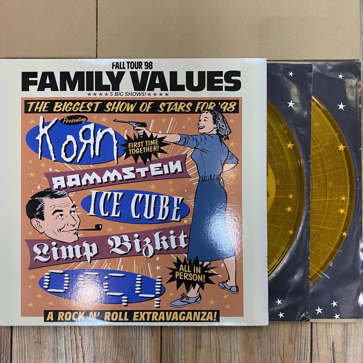 即決あり！US original V.A / FAMILY VALUES TOUR '98 / 2LP / Yellow Translucent Vinyl / ( KORN / LIMP BIZKIT / ICE CUBE / INCUBUS )