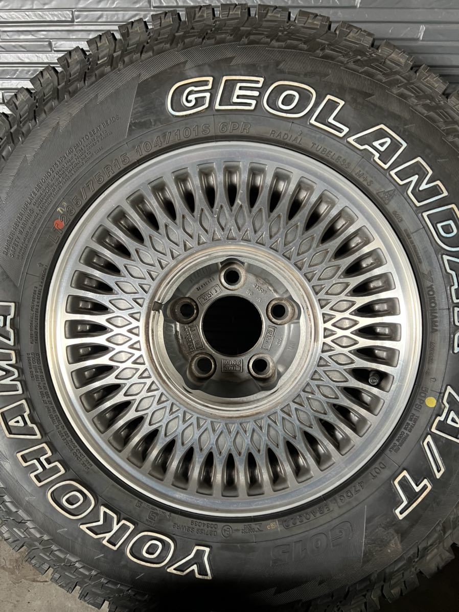 LT 235/75R15 104/101S 6PR ヨコハマ/GEOLANDER A/T G015 22年