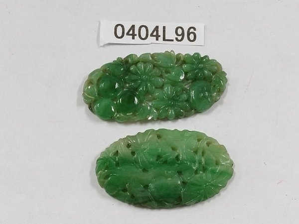 定番，新作 0404L96 本翡翠 ヒスイ 彫刻品 二点セット 約12.2g