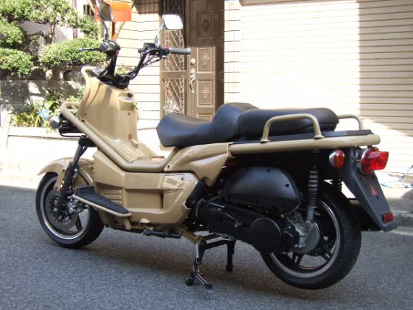 中国製ｐｓ250に似ている125ccスクーター超美車 自賠付き 大阪 部品取り車 売買されたオークション情報 Yahooの商品情報をアーカイブ公開 オークファン Aucfan Com