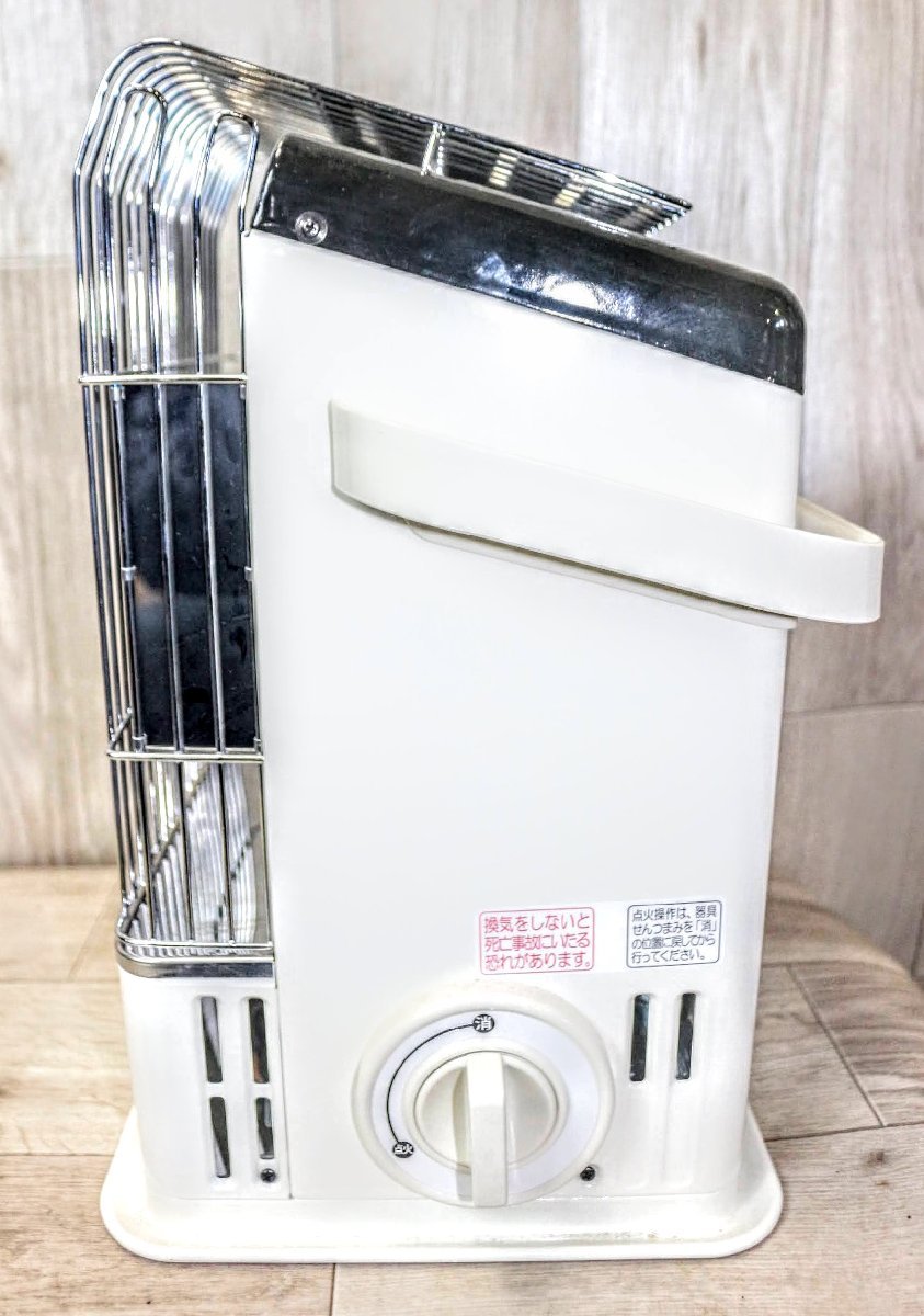 動作品☆Iwatani カセットガス ストーブ デカ暖 ホワイト CB-STV-DKD