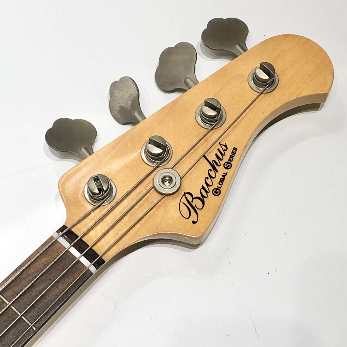 ほぼ新品]Bucchus Global series JazzBass エレキベース】Bacchus