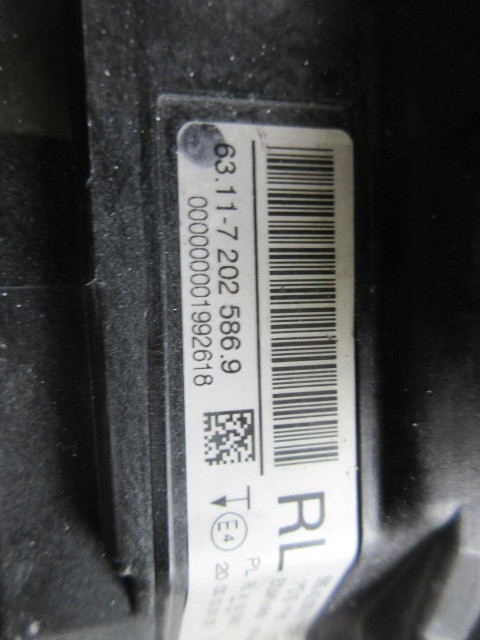 ★R5G7161　BMW320i　純正右側ライト　運転席側　修理やストック等に BMW320i Yahoo!オークション - アンビエントライト LED光量アップ・カラー変更｜グー 運転席のライトスイッチ下に小物入れ追加できるStudieのお手軽