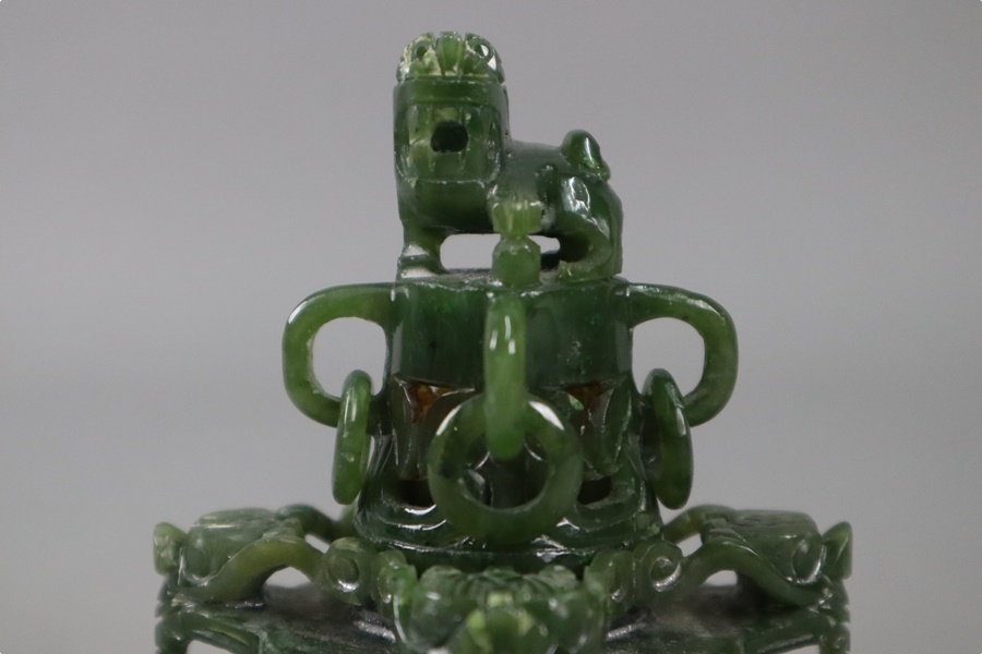 中国美術 和田碧玉 青玉翡翠彫刻 三足龍耳香炉 高17cm 重1070g