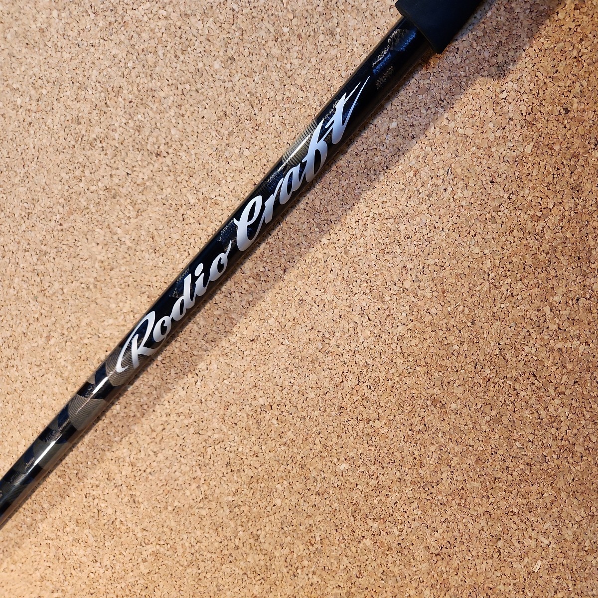 ロデオクラフト　トーナメントカーボンランディングネット　シルバーロゴ　