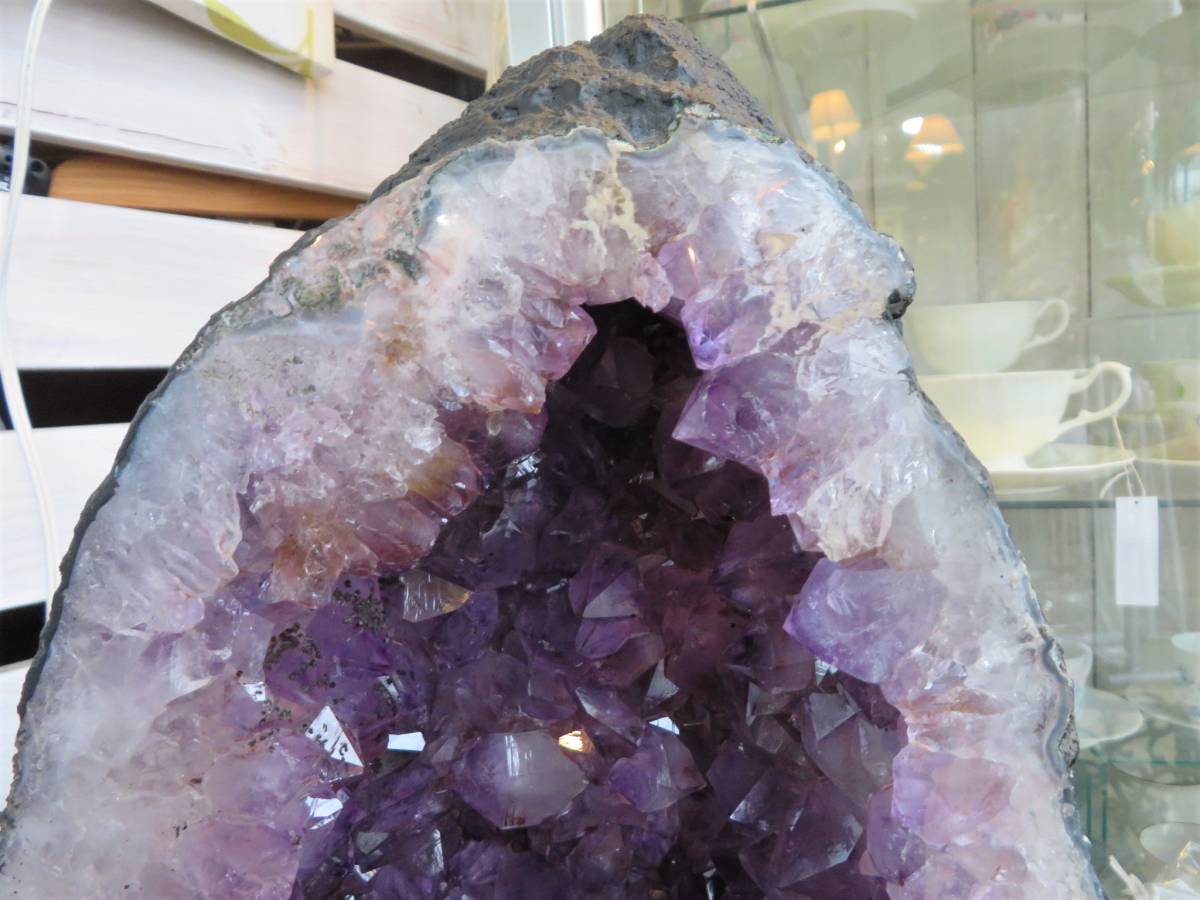 愛知店舗】 56kg！! 特大アメジストドーム☆ 高さ56cm×幅44cm 紫水晶 