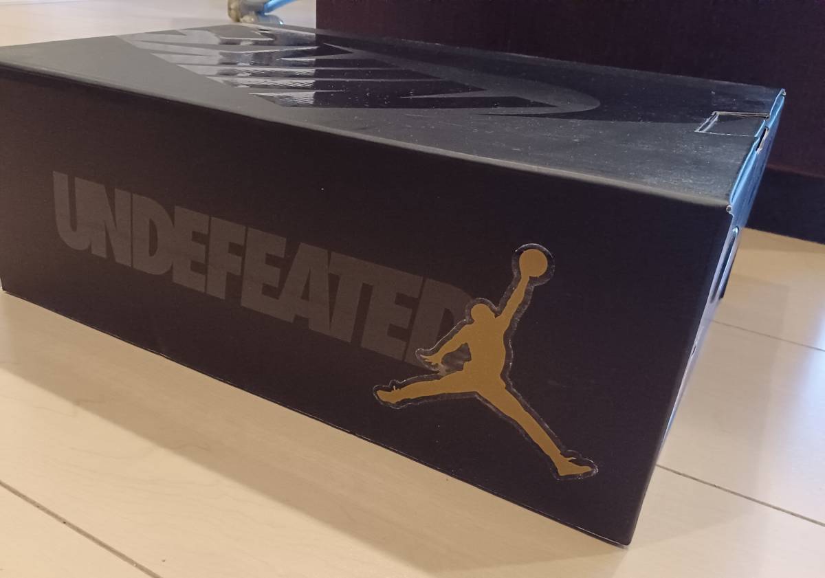 ナイキ アンディフィーテッド NIKE 0 × AIR MAX エアマックス97 オリーブ ×UNDEFEATED OLIVE UNDEFEATED ほぼ未 OLIVEの所有者レビュー360度 エア ⁄