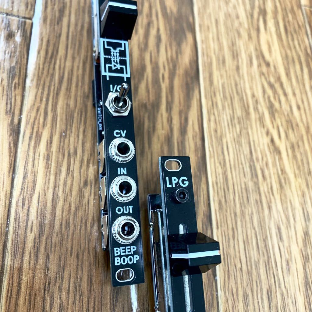 モジュラーシンセ ユーロラック　2台セット　BEEPBOOP ELECTRONICS EURORACK PASSIVE LPG ローパスゲート　バクトロール