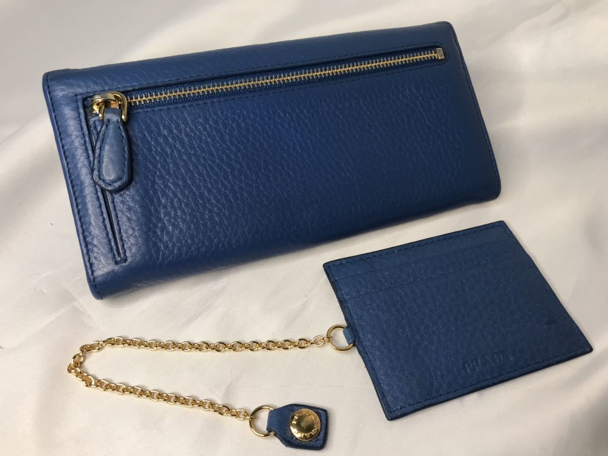 超美品PRADA プラダ 長財布 ダブルホック パスケース付きBLUE カラー