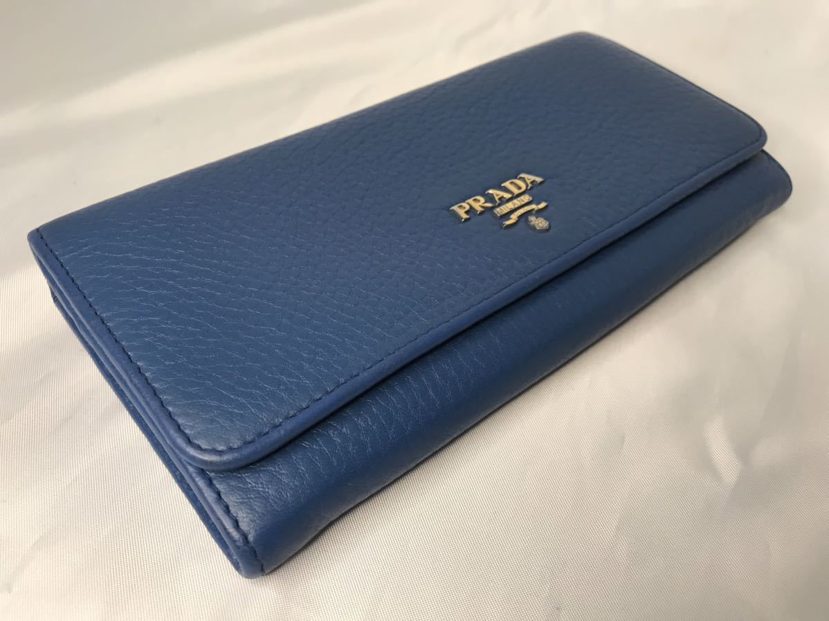 超美品PRADA プラダ 長財布 ダブルホック パスケース付きBLUE カラー