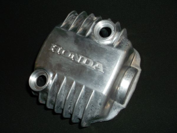 JA45 純正 シリンダーヘッドカバー 送料550円～クロスカブ110 JA44 スーパーカブ110 PRO JA42 プロ JA43 フィン付き JA10 JA07 CUB .k88