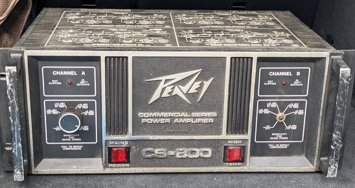 激安大特価，100%新品 PEAVEY ピーヴィー CS-800 パワーアンプ 最大出力260W+260W 8&Omega;時 通電確認済み(コンボ)｜売買されたオークション情報、yahooの商品情報をアーカイブ公開 - オークファン ギターアンプ