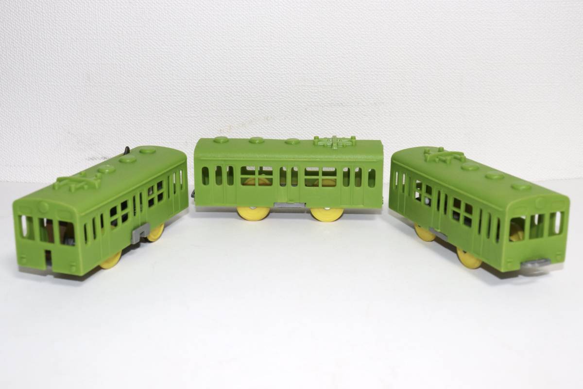当時物 貴重なトミー電動プラ電車山手線系緑プラレール電車 初期タイプ