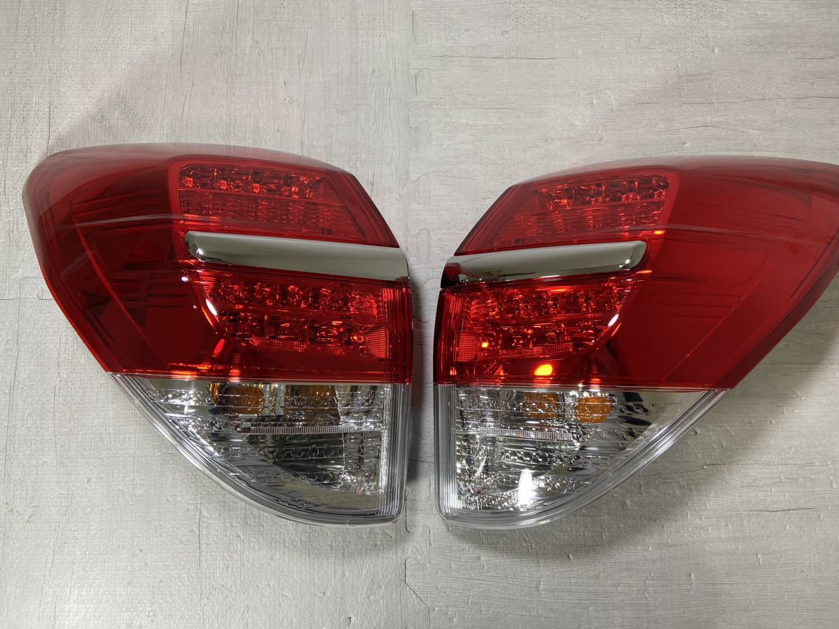 新品，安い 【新車外し】 トヨタ ヴァンガード VANGUARD 後期 純正 LED